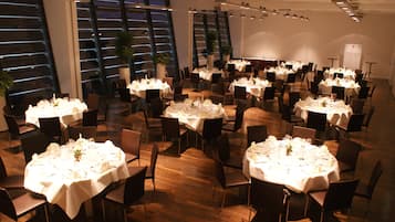 Frühstück, Mittagessen und Abendessen