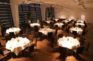 Breakfast, lunch and dinner served