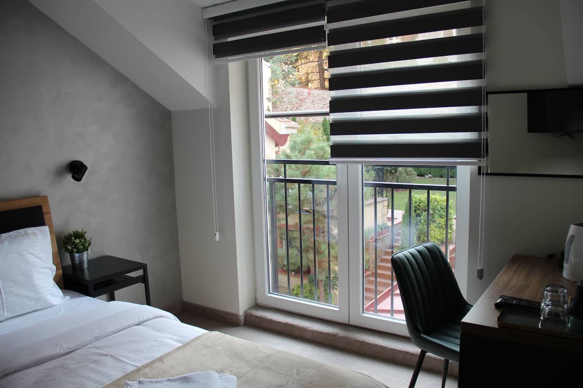 2 chambres, minibar, coffres-forts dans les chambres, bureau