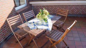 Apartamento, balcón (1) | Balcón