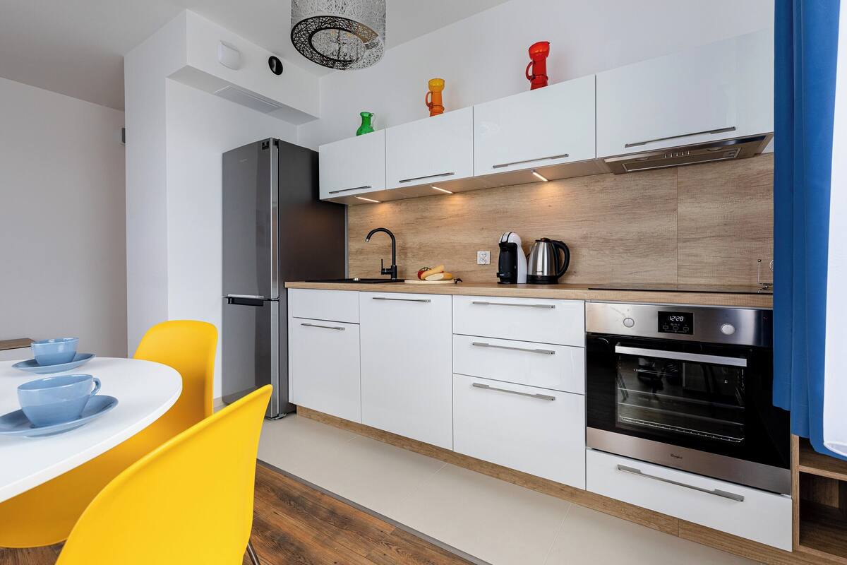 Comfort Suite | Makan dalam bilik