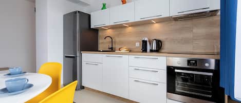 Comfort Suite | In-room dining