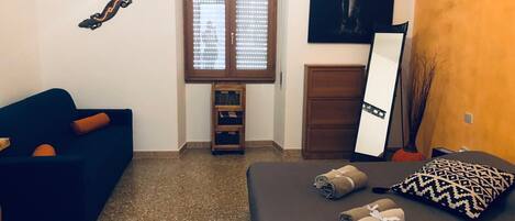 Family Studio Suite (4 Adults)