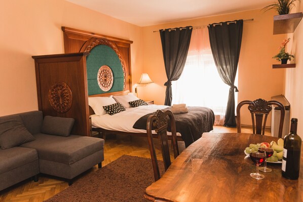 Apartment, 3 Bedrooms | 3 bedrooms, down comforters, iron/ironing board, free WiFi - Filin Apartment (Kraków)
