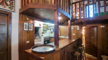 Frigorifero, forno, piano cottura, tostapane