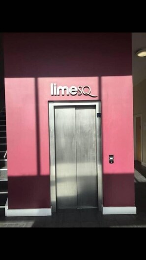 Entrée de l’hébergement 