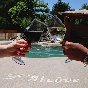 Exterior - L'Alcove Hotel Restaurant (Villemur-sur-Tarn)