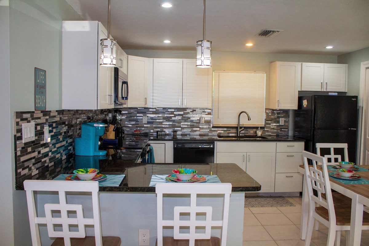 Photo 18 of COZY BEACH HOME! Walk/Bike to Beach, Dining, Shops, Near Ritz-fenced doggie area