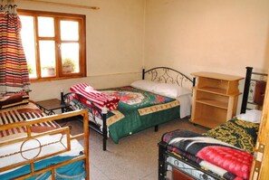 Free WiFi, bed sheets - Auberge Tamazirt (Boumalne Dades)