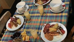 Desayuno inglés incluido todos los días