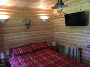 Cottage, 2 Bedrooms | 2 bedrooms, laptop workspace, free WiFi, bed sheets - Stags Head Lodge (Morpeth)