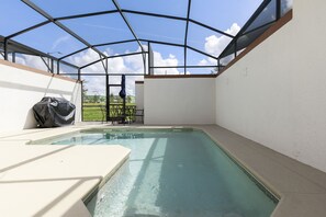 Outdoor pool, a heated pool - Luxury Home Close to Disney Parks! 4 Beds & 3 Baths + Pool!!Book now! (Davenport)