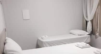 Petri Plaza Hotel