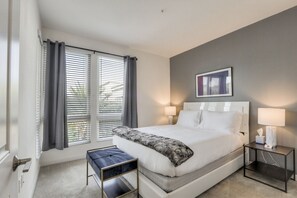 1 soverom, strykejern/-brett, wi-fi og sengetøy