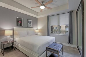 2 bedrooms, iron/ironing board, WiFi, bed sheets - 2BR Urban Flat Near Googleplex #mountainview (Mountain View)