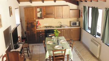 Apartment, 2 Bedrooms, Annex Building (Vite - 300 meters from main building) | Living area