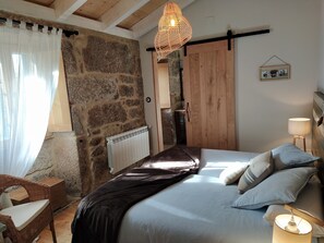Design Cottage, 2 Bedrooms, Terrace, Beachside