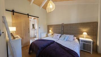 Casa tradicional, 2 habitaciones, Terraza, junto a la playa | Ropa de cama de alta calidad, edredón y decoración personalizada