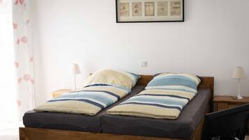 Blackout curtains, free WiFi, bed sheets