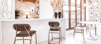 ~ TIVOLI ~ Historisch gebouw S. XVI