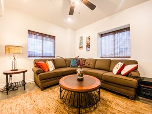 Smart-TV, bøker og filmbibliotek