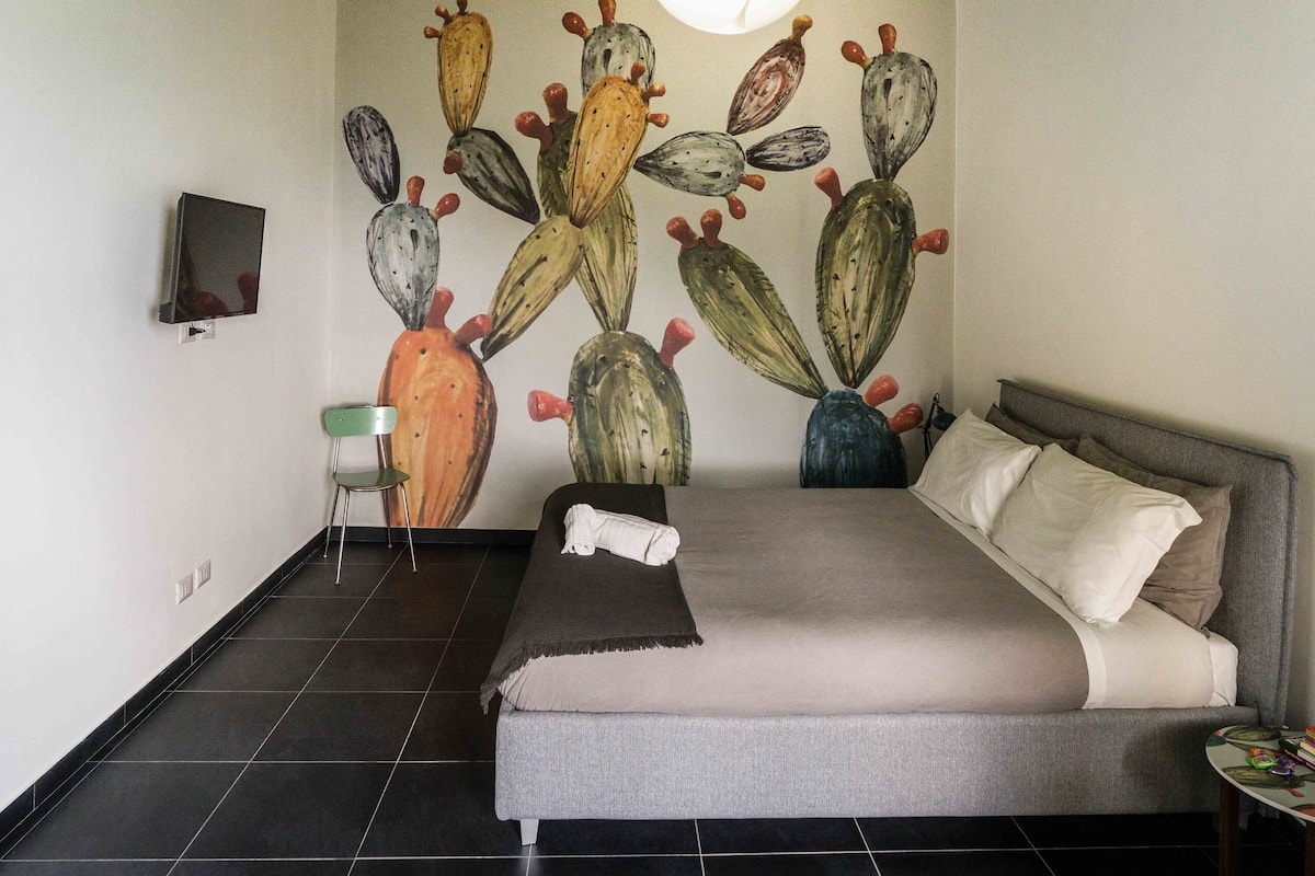 Deluxe Double or Twin Room, Mountain View (Fichi d'India) | Minibar, individually decorated, individually furnished, desk