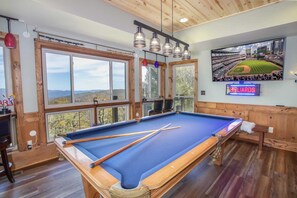 Games room - Mountain Retreat with Something for Everyone (Beech Mountain)