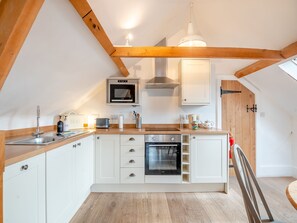 High chair - The Hay Barn - UKC4135 (Arlingham, near Frampton-on-Severn)