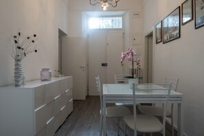Dining - Casa singola con giardino a 5 dal centro città e dal mare (Pescara)