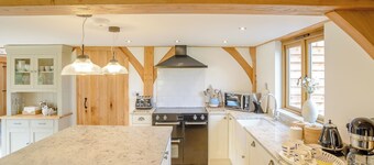 Hare's Furrow - UK12607