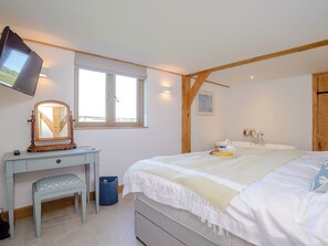 4 bedrooms, free WiFi, bed sheets