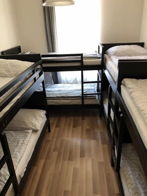 Basic Shared Dormitory | Hypo-allergenic bedding, free WiFi - Themis hostel (Prague)