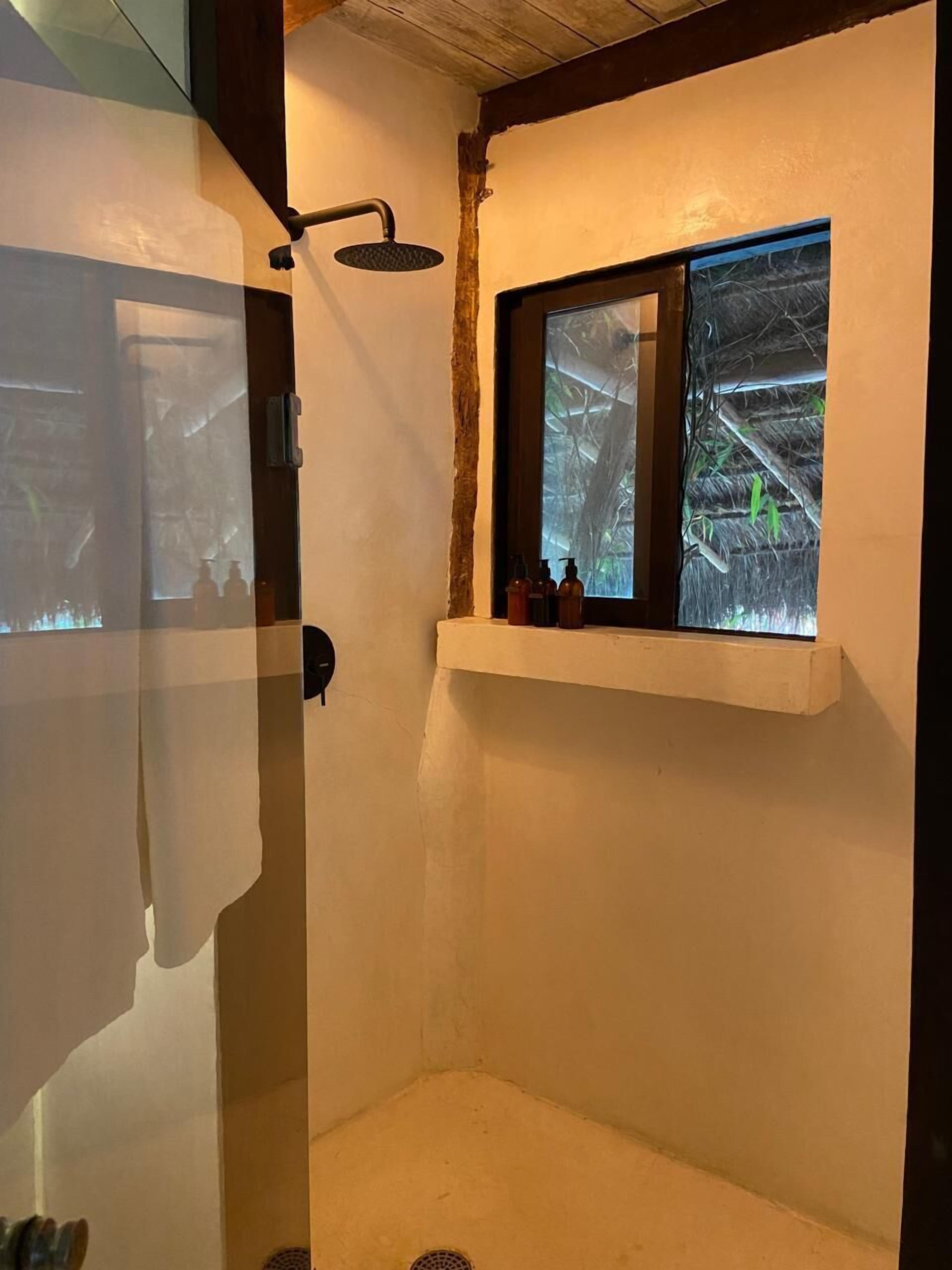 design room | bathroom | shower, towels, soap, shampoo