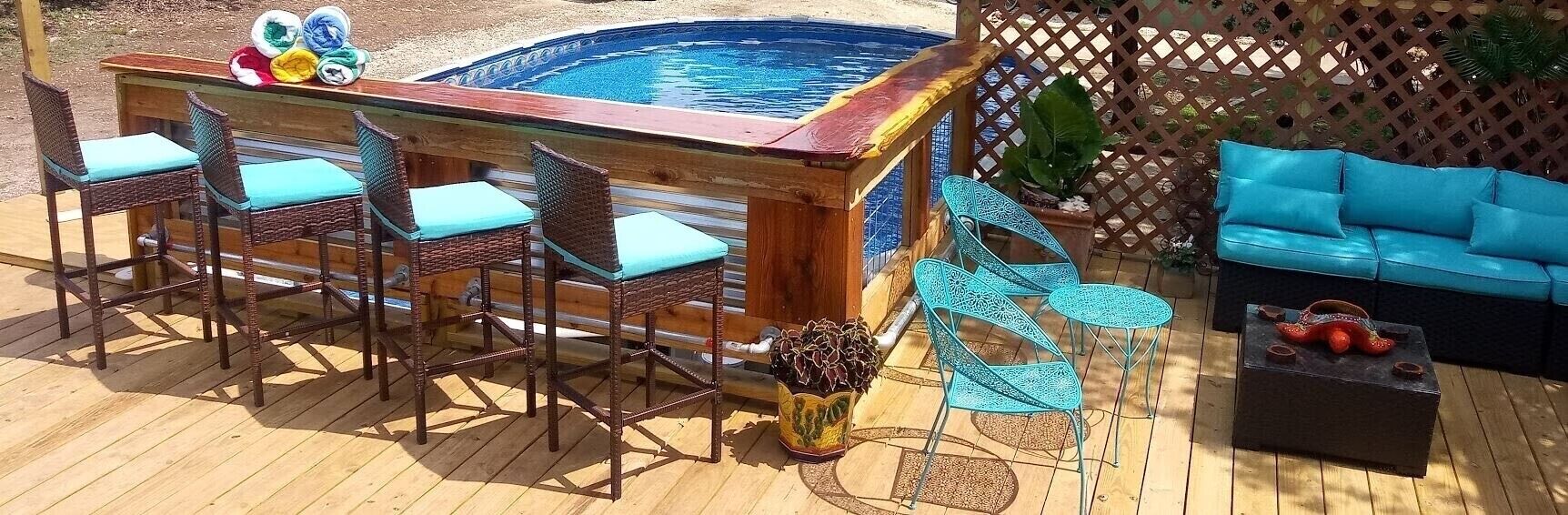 La Casita - Lovely cottage with a hot tub & BBQ grill in the private courtyard.