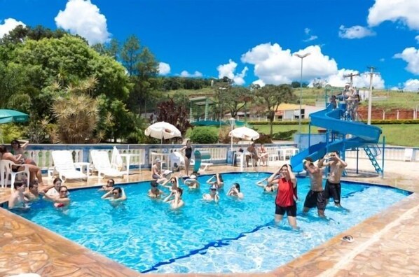 Outdoor pool, sun loungers