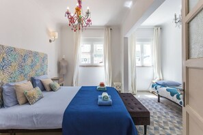 1 slaapkamer, een strijkplank/strijkijzer, reisbedje, wifi