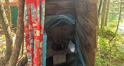 Porter's Perch,
A Cozy Yurt Tucked into the Woods