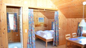 Cabin, Private Bathroom (B - 4 person) | Living room - Myrhøj Camping (Farso)