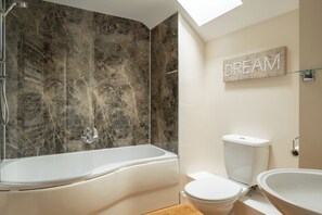 Cottage, 2 Bedrooms (Kitty) | Bathroom