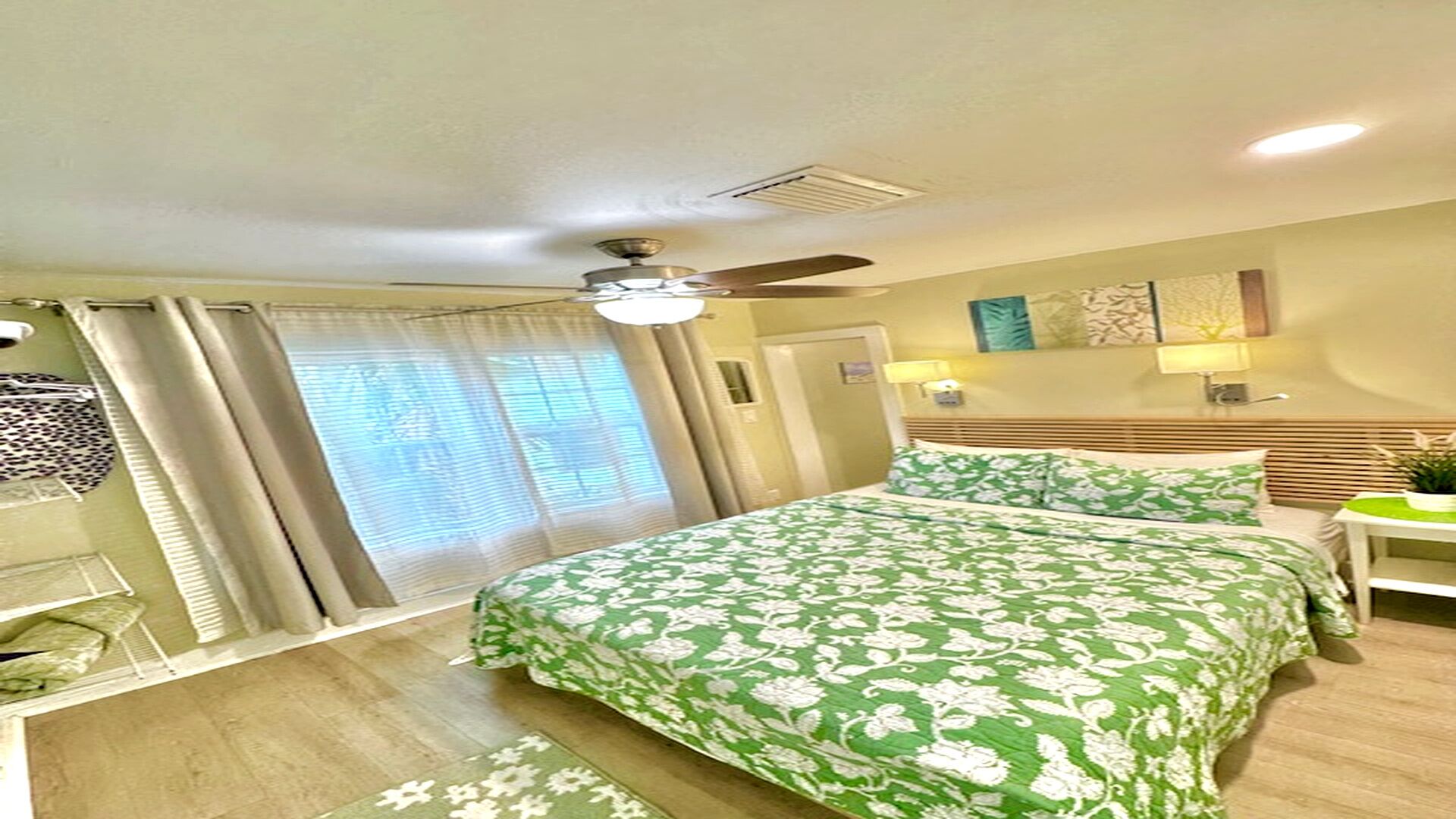 1 bedroom, desk, iron/ironing board, travel cot