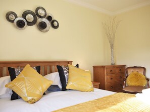 3 chambres, accès au Wi-Fi (inclus), literie fournie