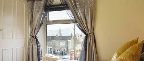 3 chambres, Wi-Fi gratuit, draps fournis