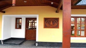 Property entrance - Hotel Cabo Virgenes (Rio Gallegos)