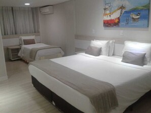 Superior Room | Minibar, desk, free WiFi, bed sheets - Hotel Recanto Pousada (Piratuba)