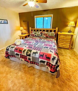 4 bedrooms, iron/ironing board, free WiFi, bed sheets