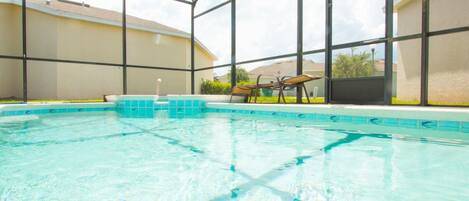 獨棟房屋 | 游泳池 | 室外游泳池