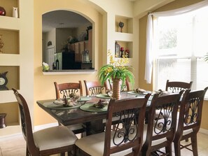 House (7 Bedrooms in Large Private Vacation ) | Private kitchen