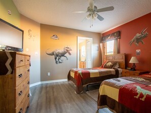 Maison (7 Bedrooms in Large Private Vacation ) | 7 chambres, accÚs au Wi-Fi (inclus), réveille-matin