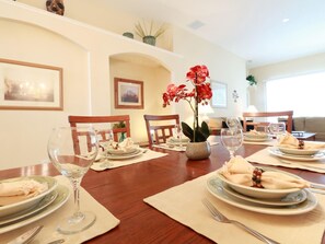 House (4 Bed 2245) | Private kitchen