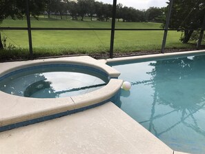 獨棟房屋 | 游泳池 | 室外游泳池